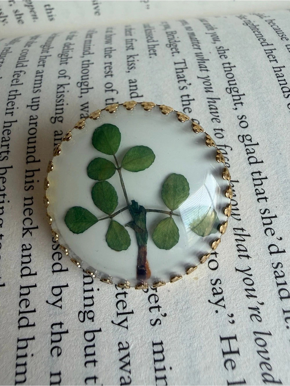 Botanical Leaf Brooch in Green & Gold
